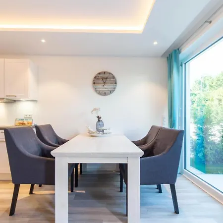 Strandstern Apartment *